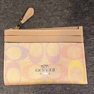 Coach NWT Mini Skinny ID Case – Pastel Signature Print – Zip Card Holder